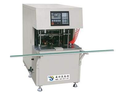 塑料門窗數(shù)控角縫清理機(jī)